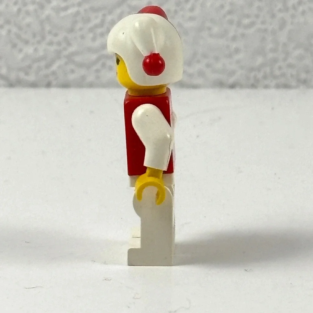 LEGO Jester Minifigure Unisex OS Red White Vintage Castle Harlequin‎ 1990s